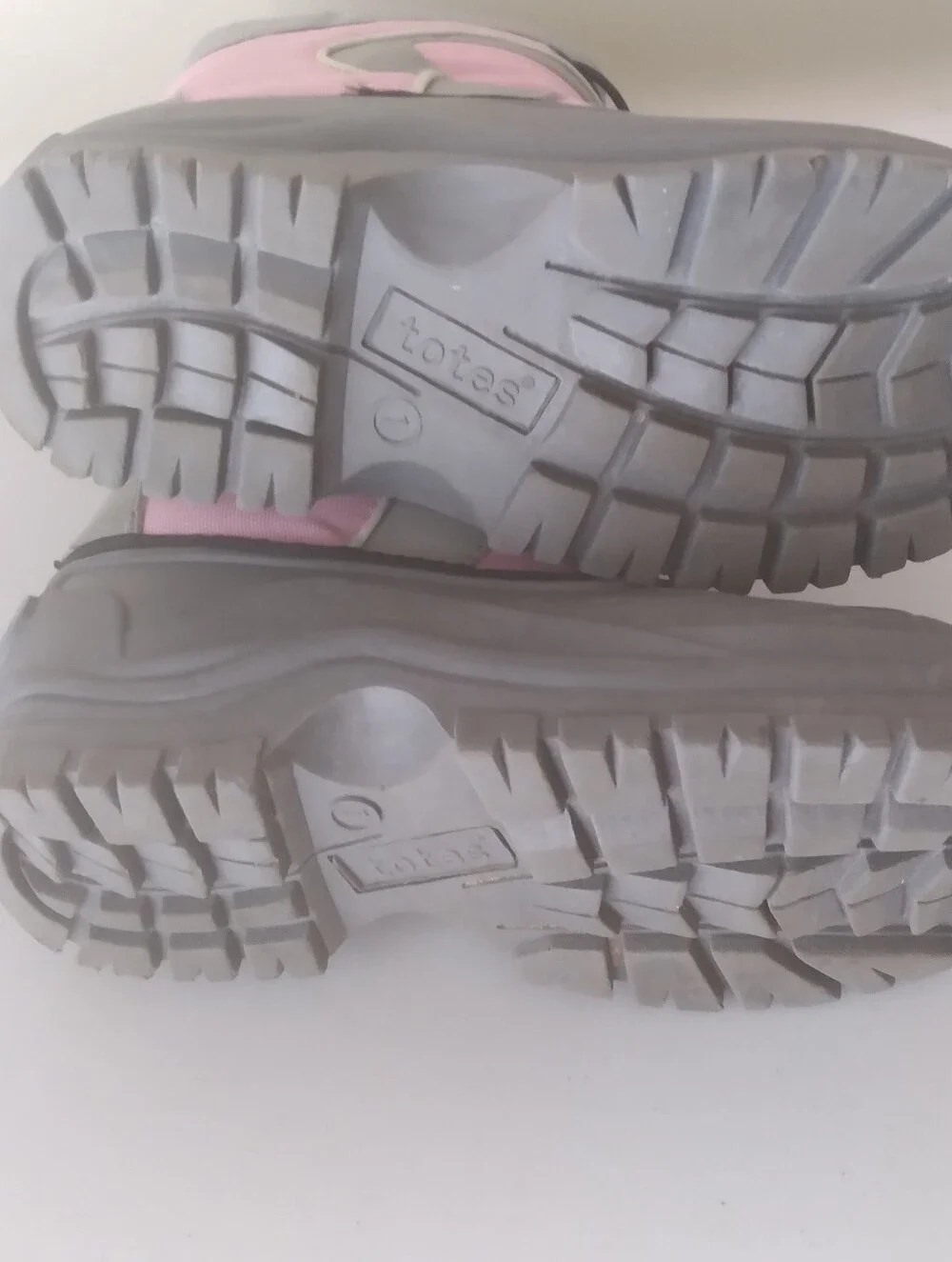 totes Winter Survivor Kids Pink Gray Waterproof Winter Snow Rain Boots 1 Girls